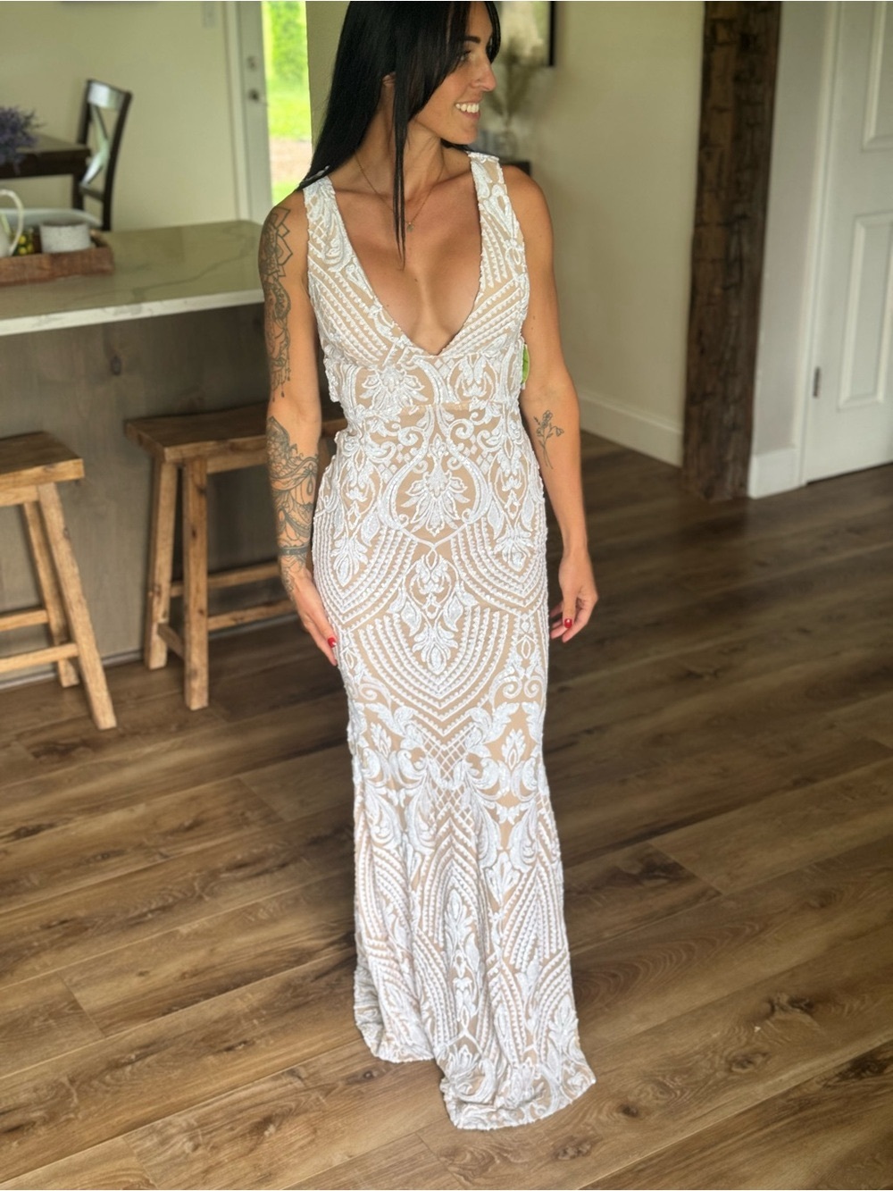 Windsor Ada Elegant White Ornate Sequin Open-Back Mermaid Evening Gown